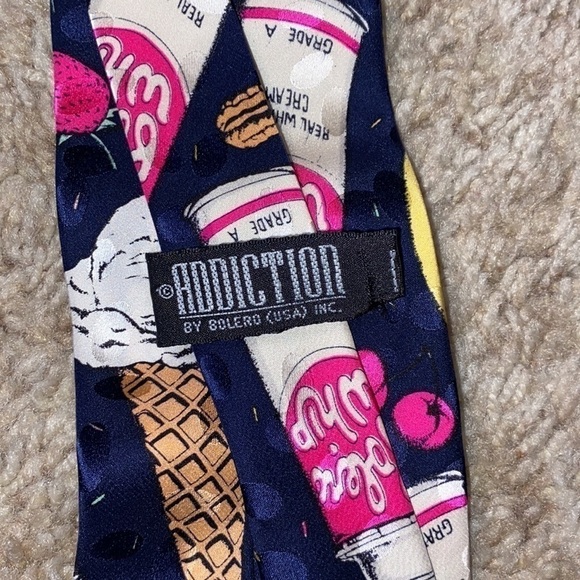 Addiction Dessert time 100% Silk Tie - Picture 3 of 4